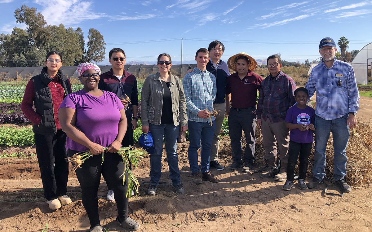 Technology solutions to climate problems: Zinc batteries, hydrogels, and firefighter respirators